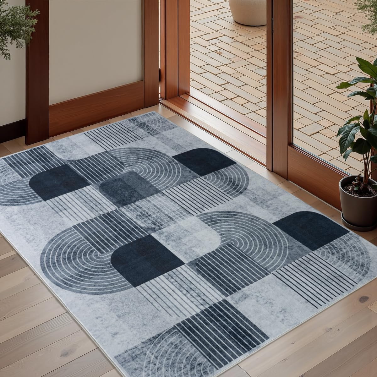 Washable modern geometric entryway rug - Image 2