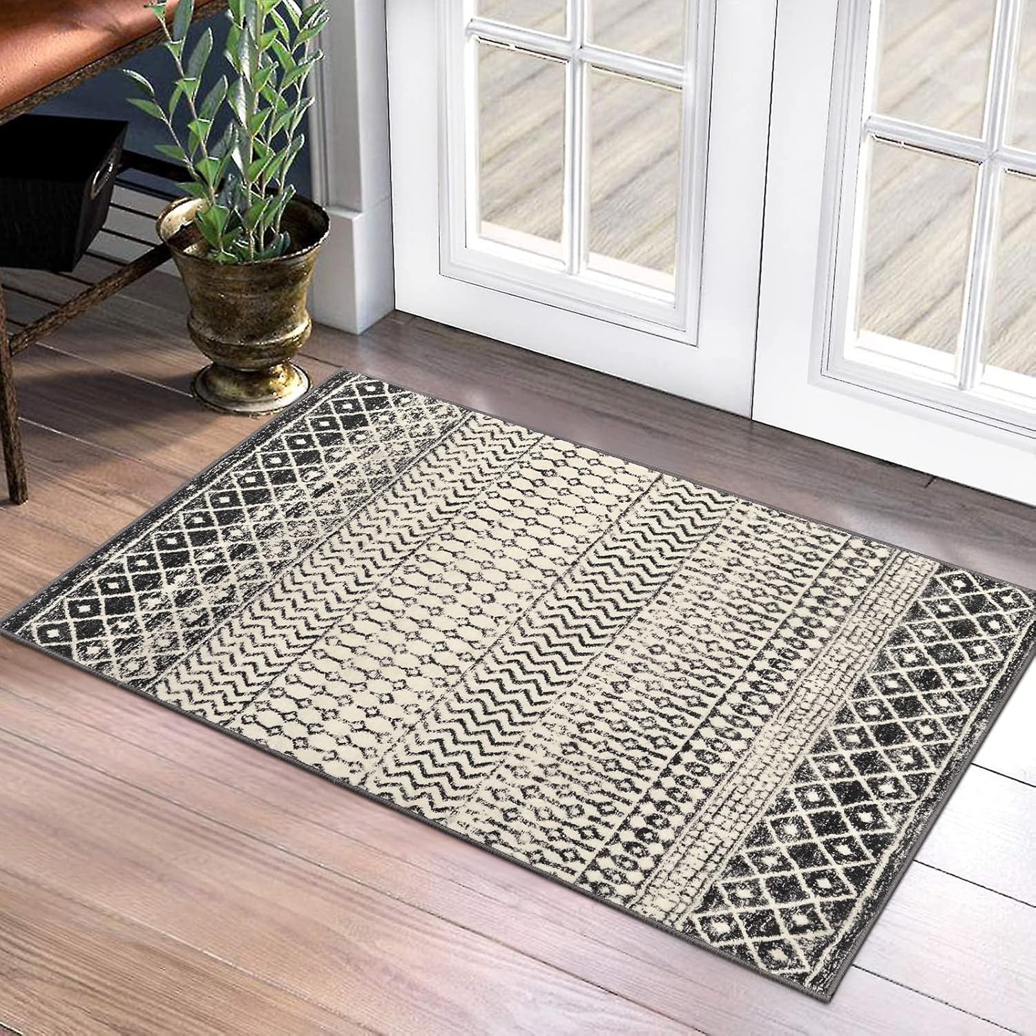 Washable entrance rug