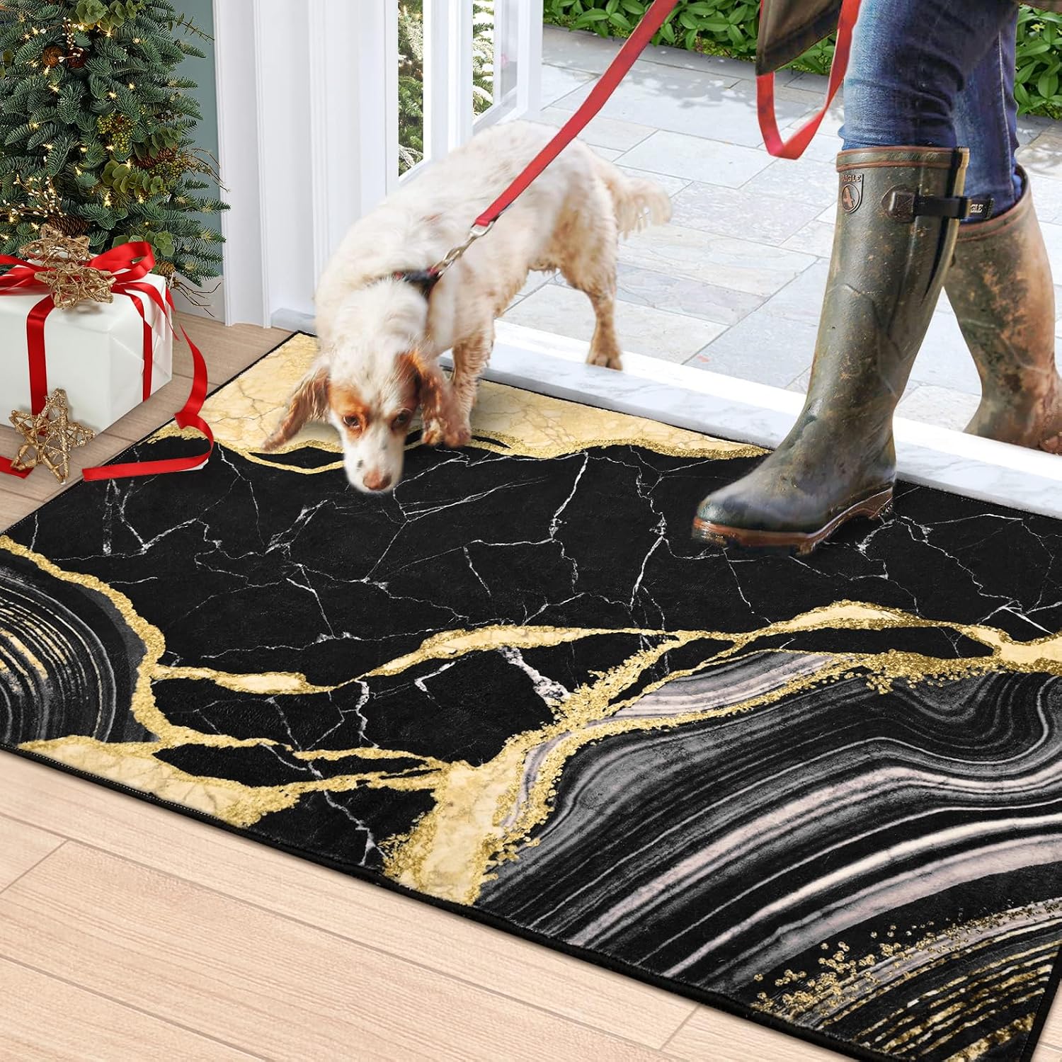 Black and Gold Rugs