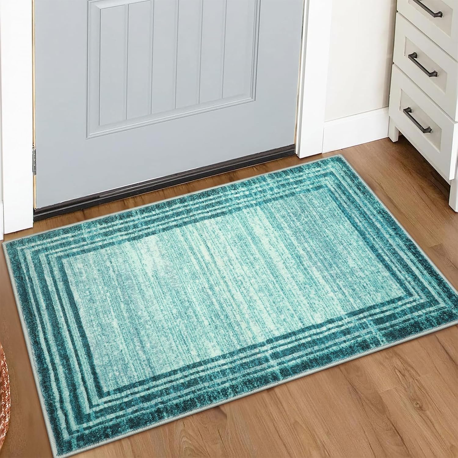 Modern abstract pattern rug